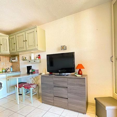 Bright Apartment With Pool Fréjus 외부 사진