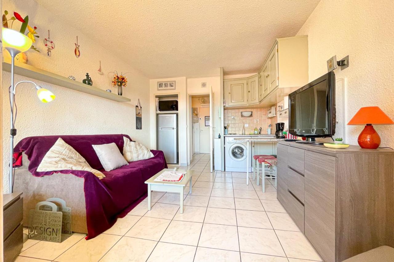 Bright Apartment With Pool Fréjus 외부 사진