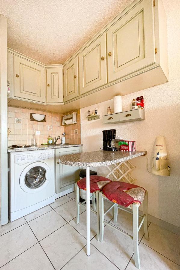 Bright Apartment With Pool Fréjus 외부 사진