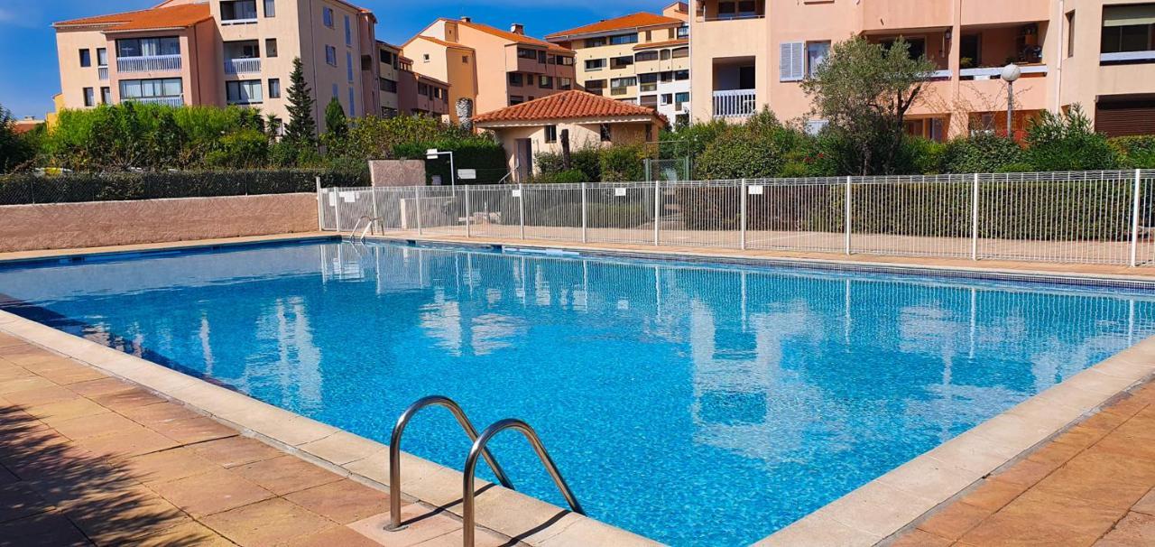 Bright Apartment With Pool Fréjus 외부 사진